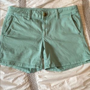 American Eagle Super Stretch Midi shorts